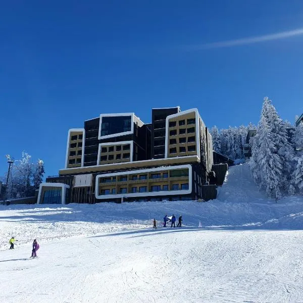 NA STAZI-Luxury Mountain- on the ski slope-Free parking,Tuzlaks apartment,別拉什尼察的飯店