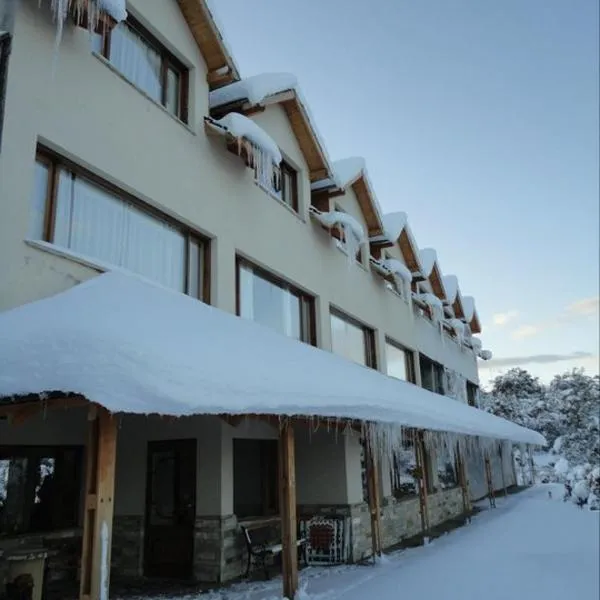 Peninsula de los Coihues, hotel in Villa Pehuenia