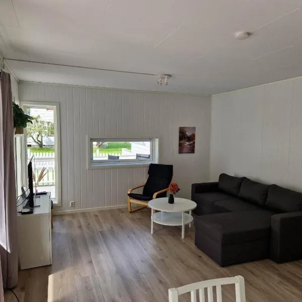 Hillegård, hotel in Lærdalsøyri