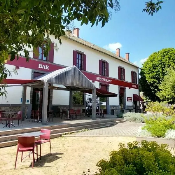 Logis hôtels Auberge du Château, hotel en Saint-Rémy-de-Blot