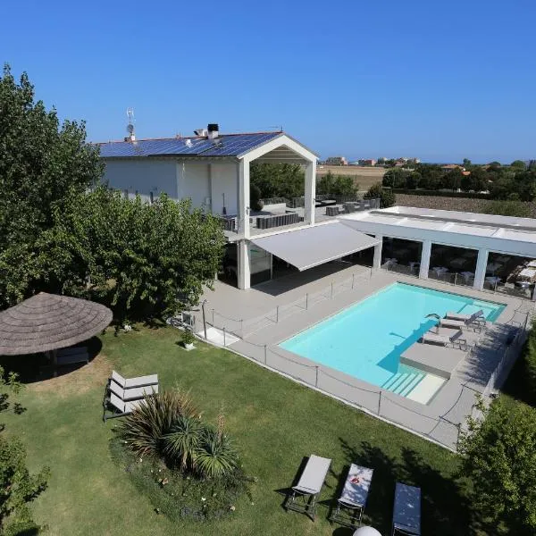 Il Portico, hotel in Fano