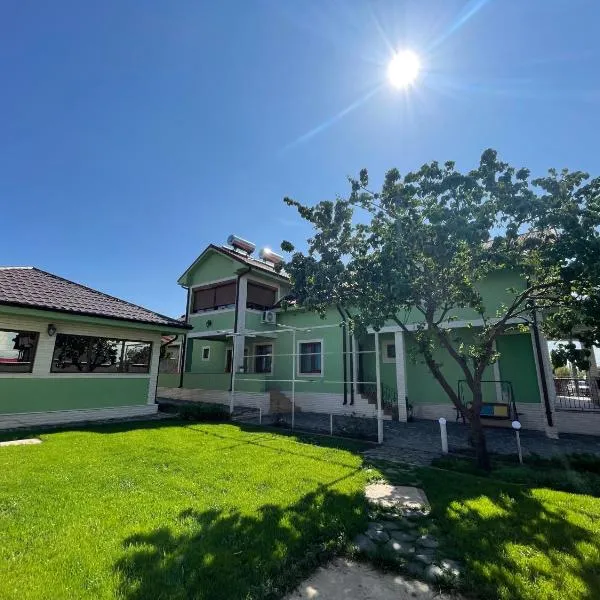 Casa Alleria, hotel din 2 Mai