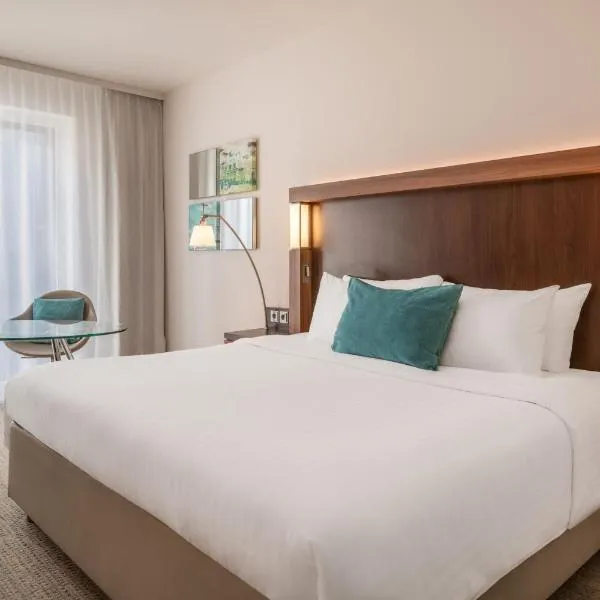 Courtyard by Marriott Cologne, hotel em Colônia