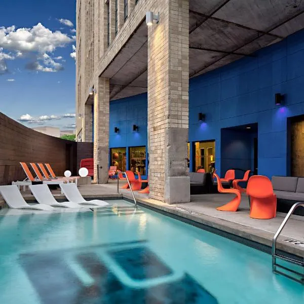 Aloft by Marriott Dallas Downtown, hótel í Dallas