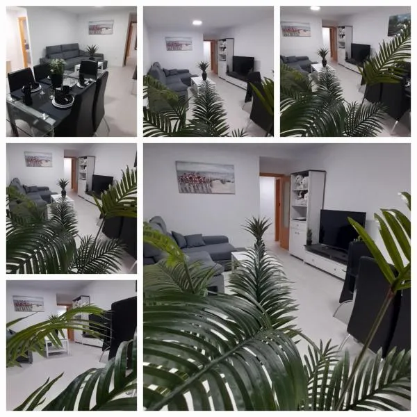 apartaluxdenia, hotel in Denia