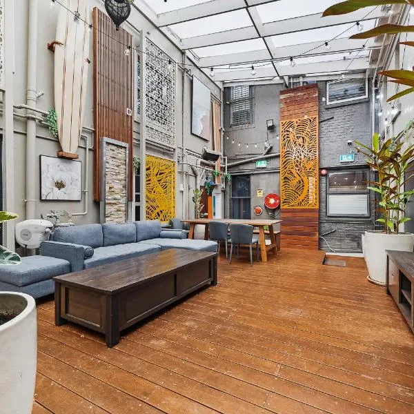 London Plane Backpackers, hotel in Sydney