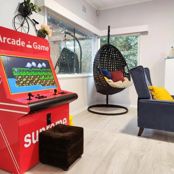 Lake View House entire house, hotel v destinaci Gosford