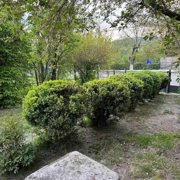 Casa Eroilor, hotel in Curtea de Argeş