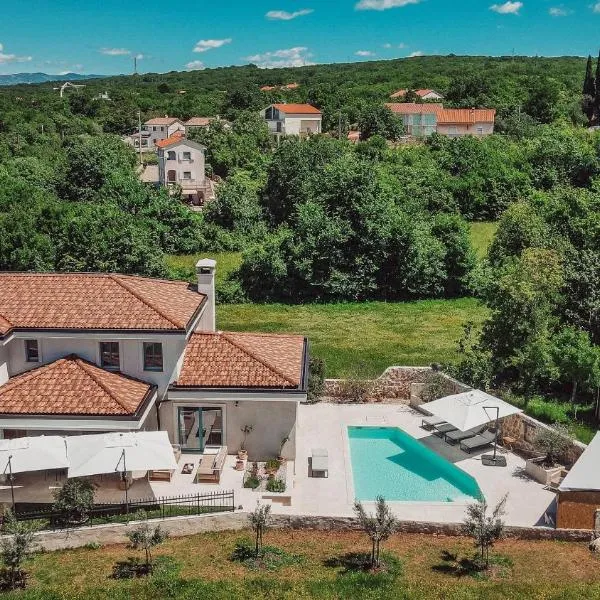Luxury Villa Solea、Barušićのホテル