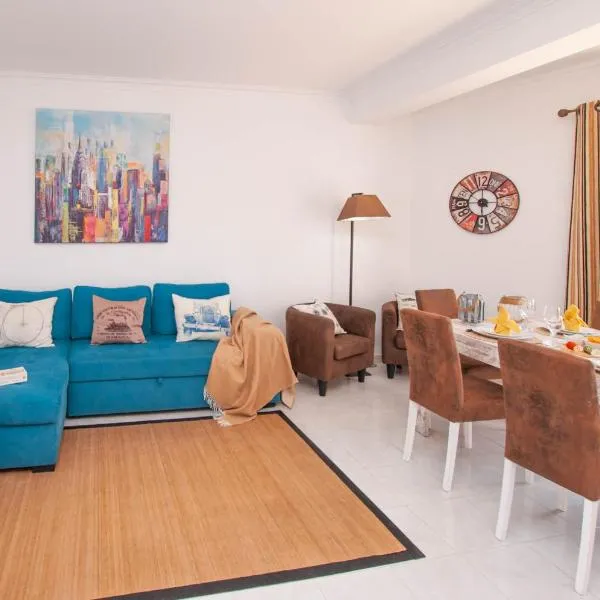 Waves by OCvillas, hotel a Albufeira