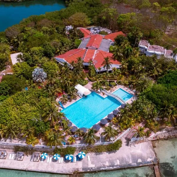 Hotel Cocoliso Island Resort, hotel v destinaci Isla Grande