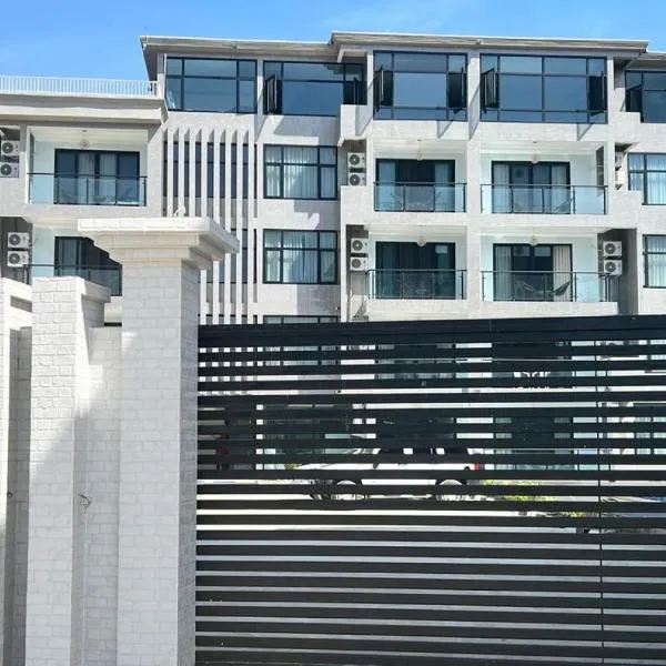 Lifestyle Luxury Hotel and Residence, hotel di Elwa