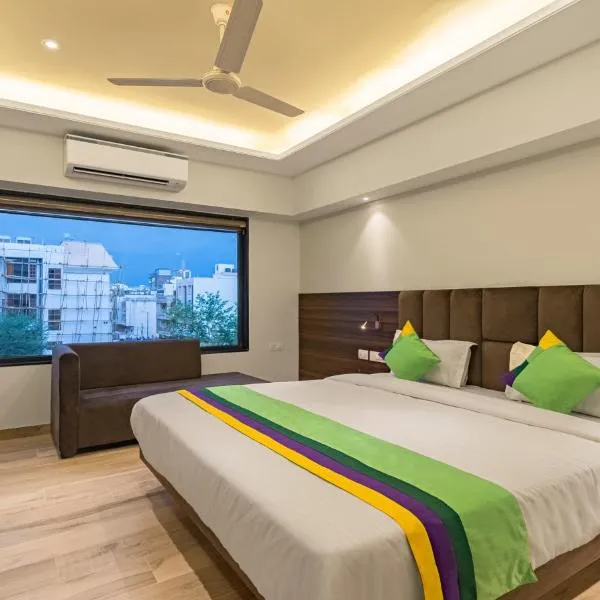 Treebo Pink City Grand, hotel in Jaipur