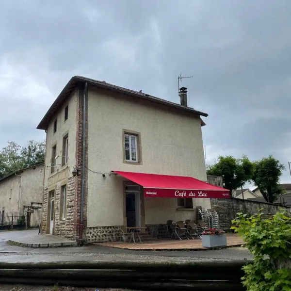 Café du lac, hotel em Manthes