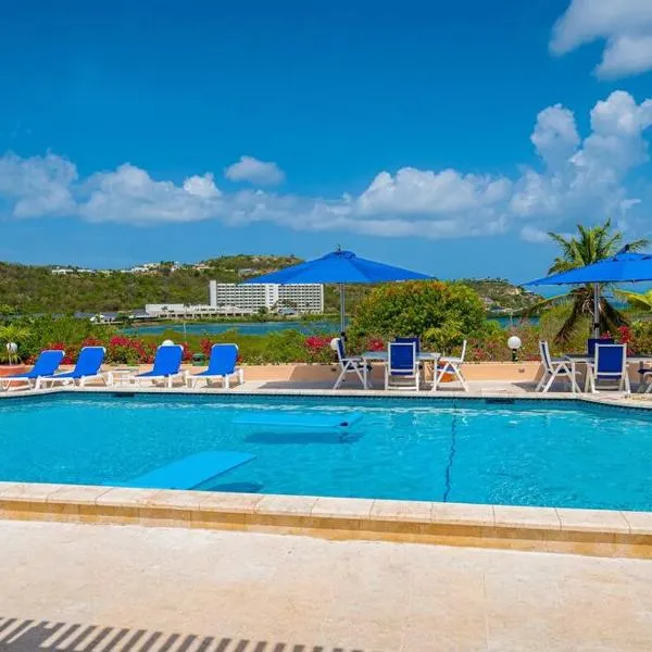 Condo By The Sea, ξενοδοχείο σε Five Islands Village