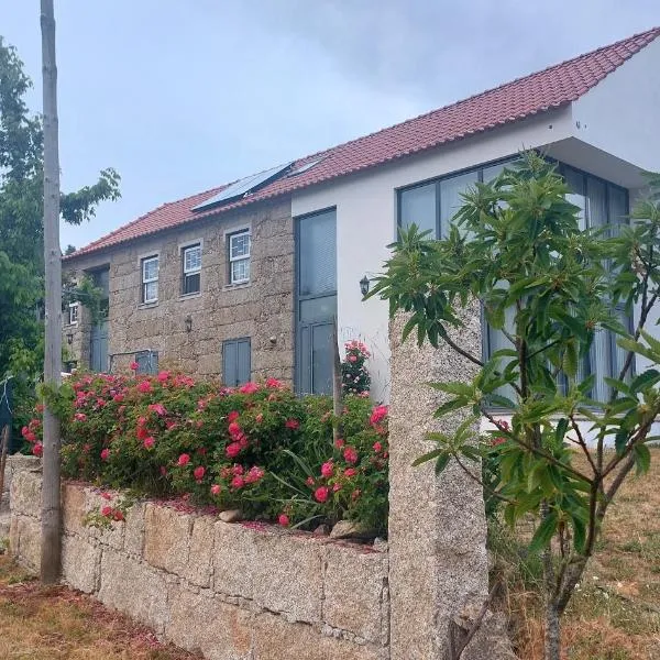 Turismo Rural Macieira Brava, hotel in Guarda