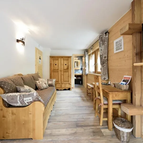Hotel Les Mélèzes, hótel í Haudères