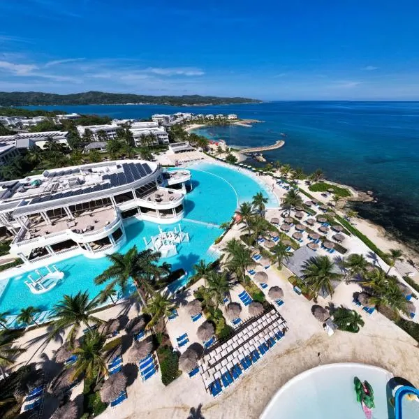 Grand Palladium Jamaica Resort & Spa All Inclusive, hotel en Lucea