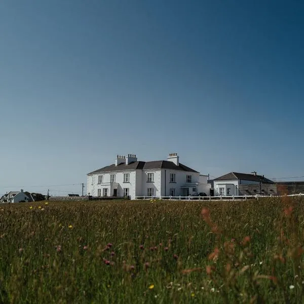 Armada House: Spanish Point şehrinde bir otel