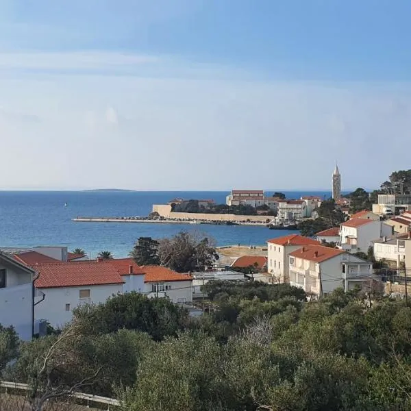 Little home, hotel v Rabu