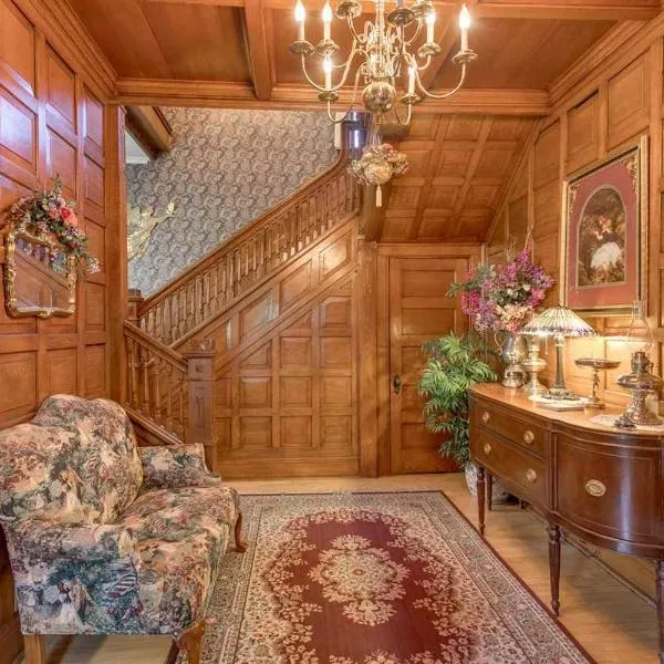The Pembrooke Inn, hotel sa Sturgeon Bay