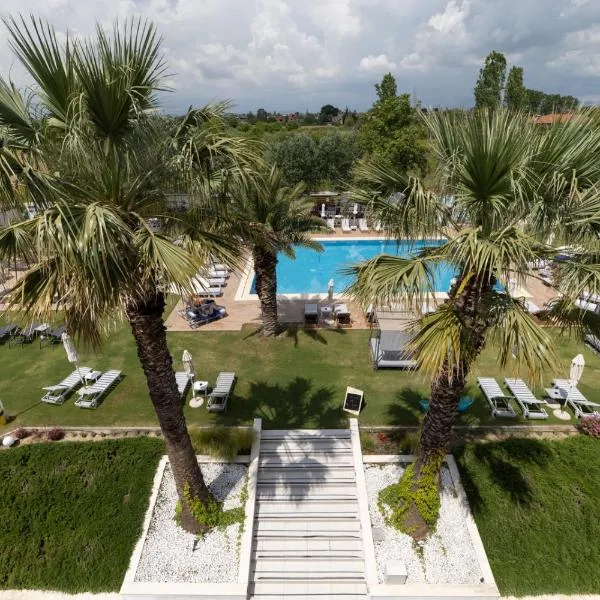 Mythic Summer Hotel, hotel v destinaci Paralia Katerinis