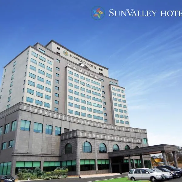Sun Valley Hotel، فندق في Yeoju