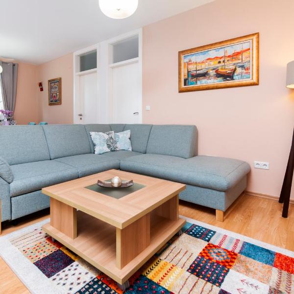 Apartment Deluxe