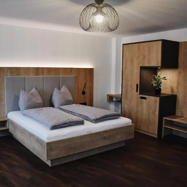 Das Joes Frühstückspension, hotel v destinaci Walpersdorf