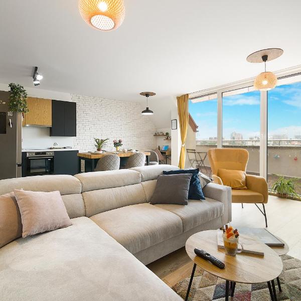 Top Central Maisonette with Underground parking, Sofia