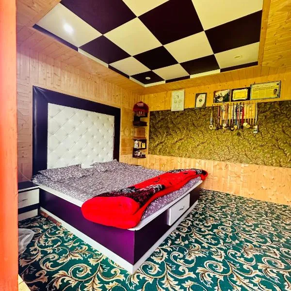 Sheen Homestay, hotel em Gulmarg