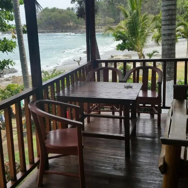 Hotel Cabinas Mar Y Cielo: Montezuma'da bir otel