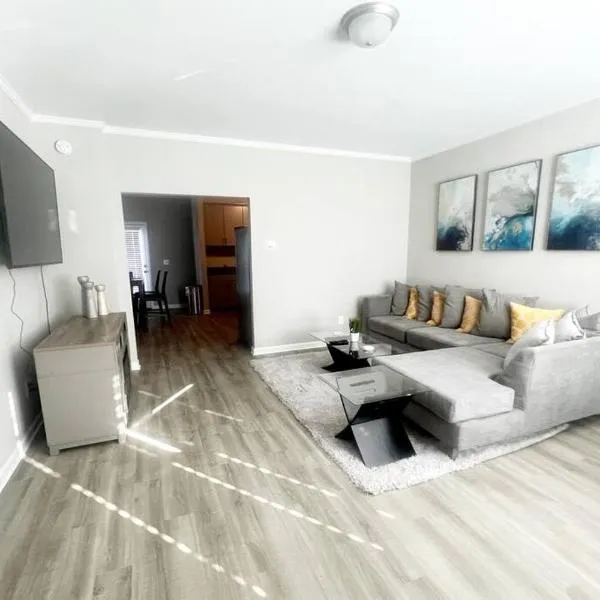 Brand NEW HOME mins to airport, hotel in Atlanta