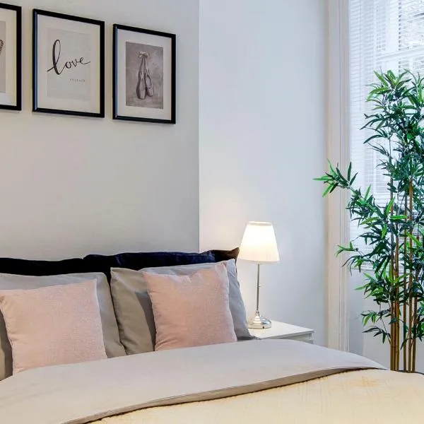 Beautuful 2 bed apartment in central London, hotel in London
