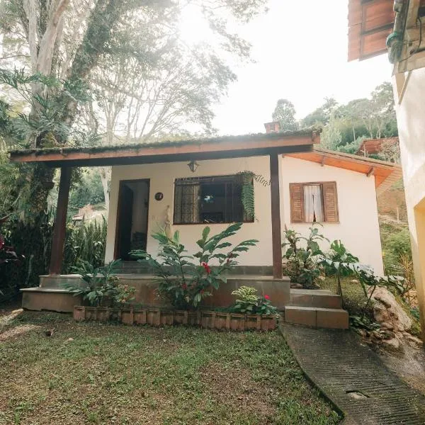 Chalé das Carpas, Hotel in Penedo