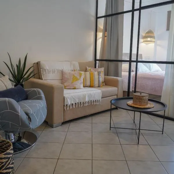 Jelinas bright apartment in the centre of Nafplio, hotel v destinaci Nafplio