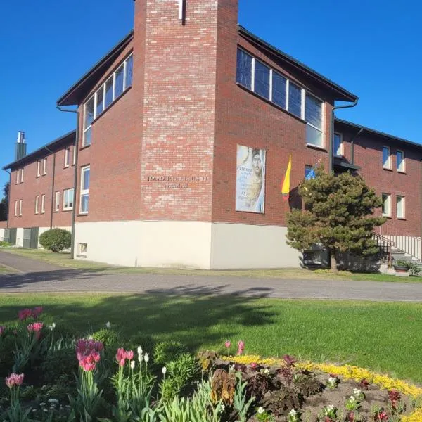 Jono Pauliaus II piligrimu namai, hôtel à Raseiniai