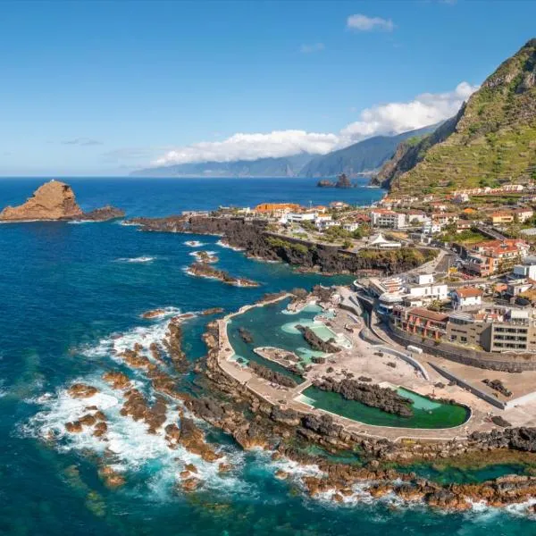 Studios by Aqua Natura Hotels, hotell sihtkohas Porto Moniz