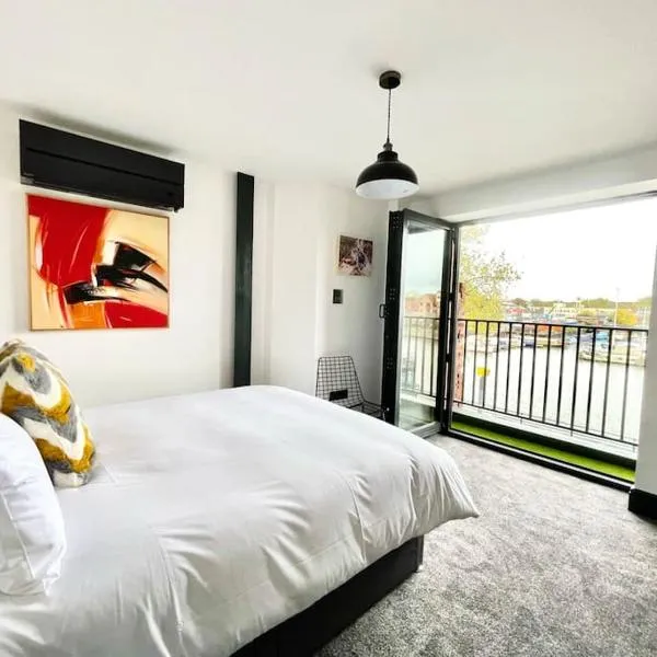 Duplex Apartment Harbourside city centre, hotel in Bristol