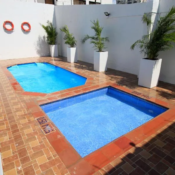 Hotel Rodadero Inn By GEH Suites, hotel in Santa Marta