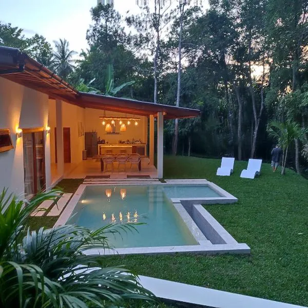 New Private Pool Villa, hotel v destinaci Baan Tai