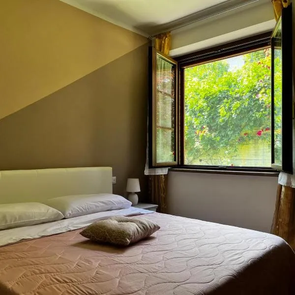 Nonna Lella - Appartamento con parcheggio privato, hotel v destinaci Montepulciano