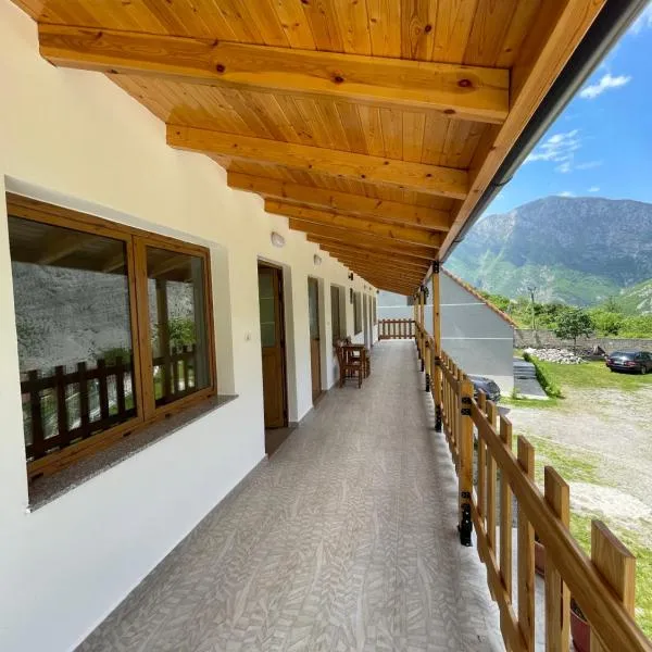 Turi-Selcë, ξενοδοχείο σε Selcë