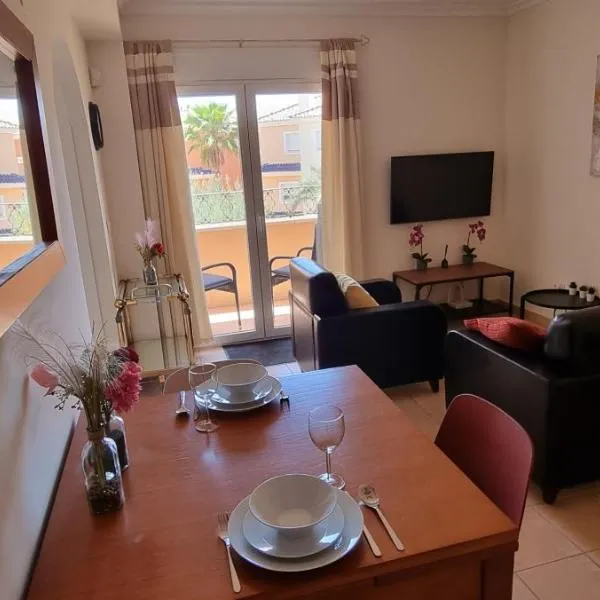 Casa Rebecca, apartment with a poolview, hotel a Múrcia