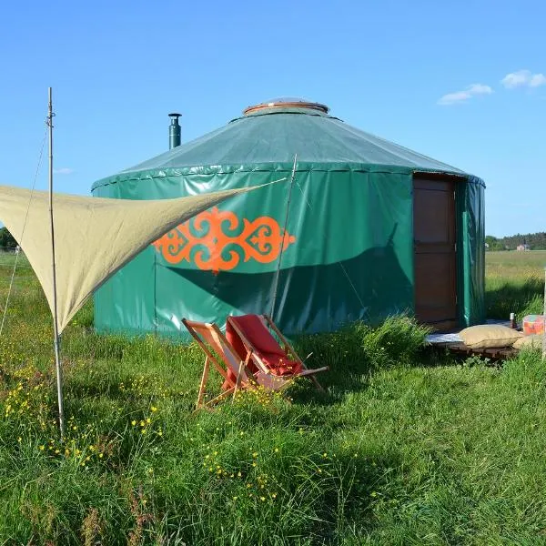 Dzika Jurta na Łebkach, hotel in Łebki