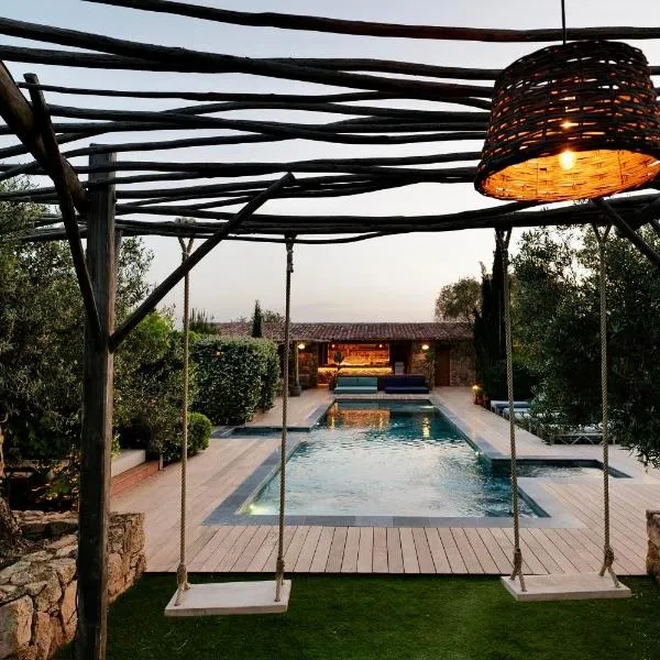 Domaine Pozzo di Mastri hôtel & spa, hotel in Figari