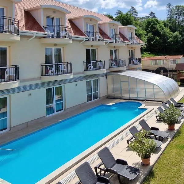 Hotel Villa Park, hotel di Szilvásvárad