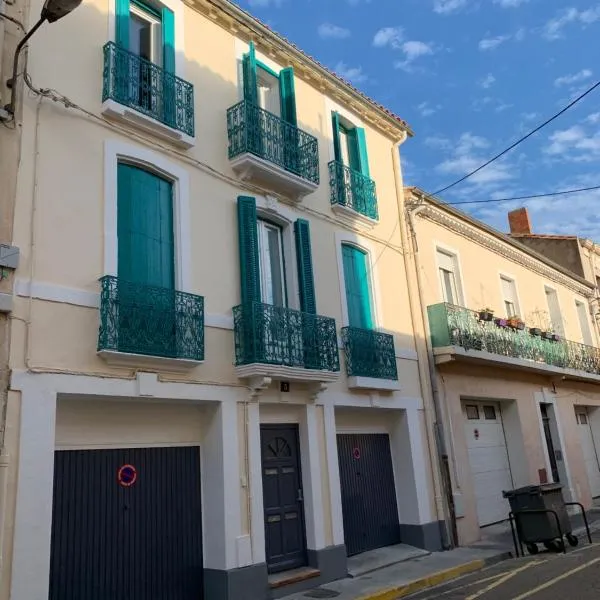 Appartement Les Halles 2, Climatisation, Terrasse, Garage: Narbonne şehrinde bir otel
