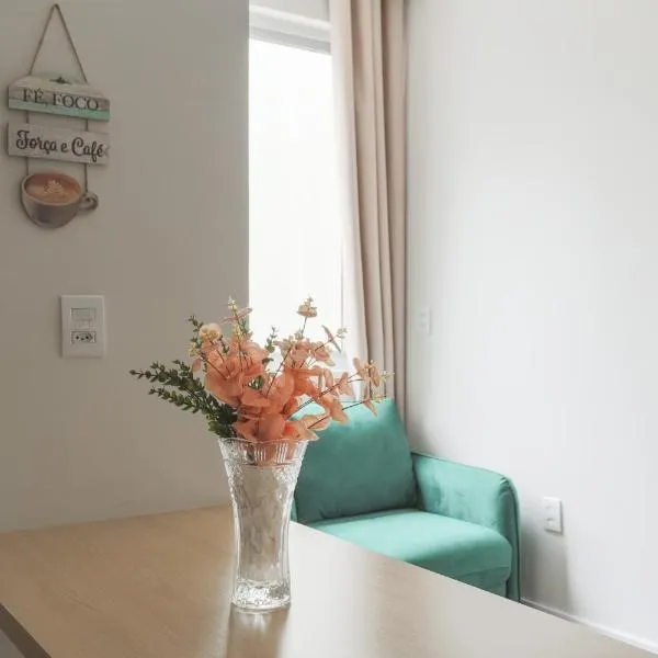 Lindo local a 300m da Santa Casa e Perto UFRGS - BnB Serviços Inteligentes Por Fioravante, Hotel in Porto Alegre