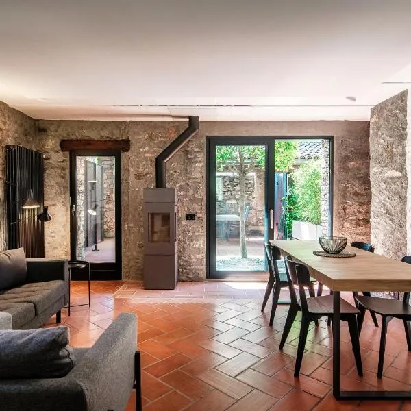 Casa Brocchi by Quokka 360 - unique design house with garden, hotel i Sorengo